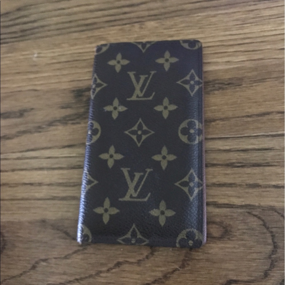 Authentic Lv Checkbook Holder SALE 🎉