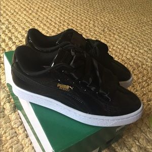 Puma Basket Heart Patent Leather sneakers