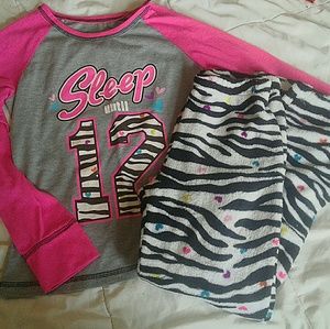 **SOLD**  Cozy Warm Fall Winter Pajamas!!