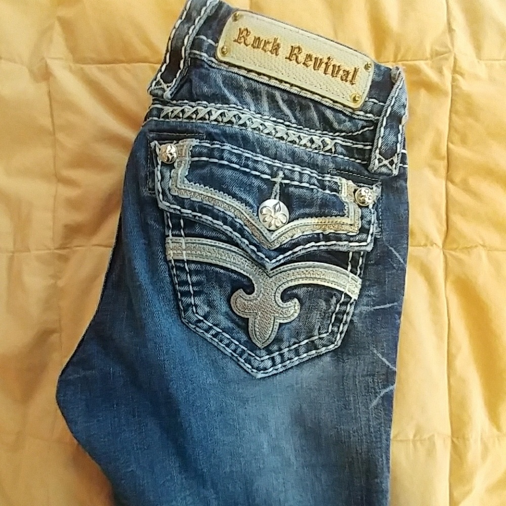 Rock Revival Jeans Essie