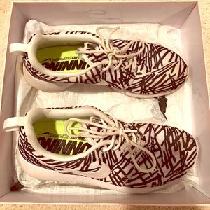 Women's Nike Rosche Running Shoes