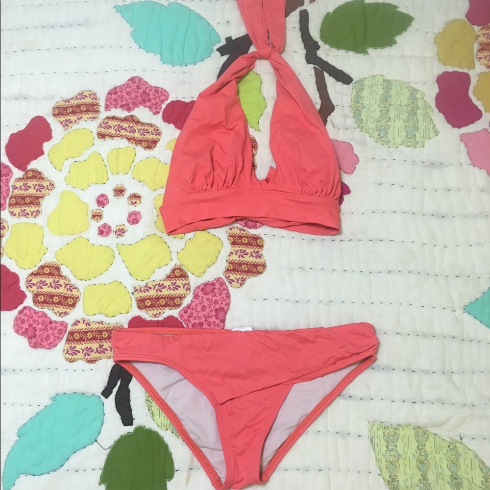 Peach bikini size small from sun ski sports