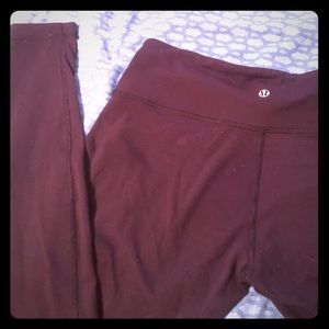 Lululemon yoga pants