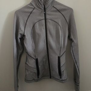 lululemom gray define jacket