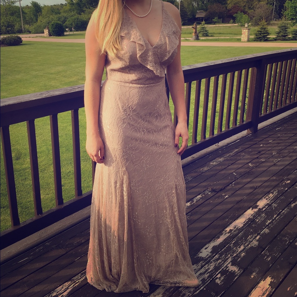 Stunning never worn Jenny Yoo champagne lace gown