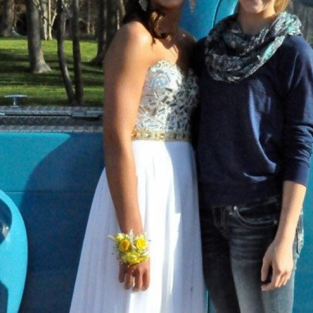 Tony Bowls prom dress