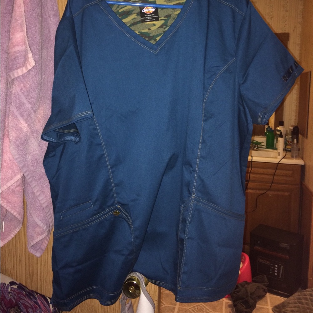 3x -4x scrub tops