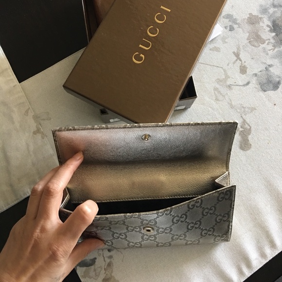 ❤️💯Authentic Gucci Wallet ❤️ - Picture 7 of 8