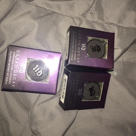 Amazon.com: URBAN DECAY Naked Mini Eyeshadow Palettes Bundle  Urban Decay Eyeshadow Bundle