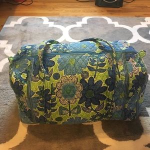 Vera Bradley large duffel
