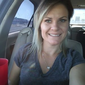 Meet your Posher, Sierra