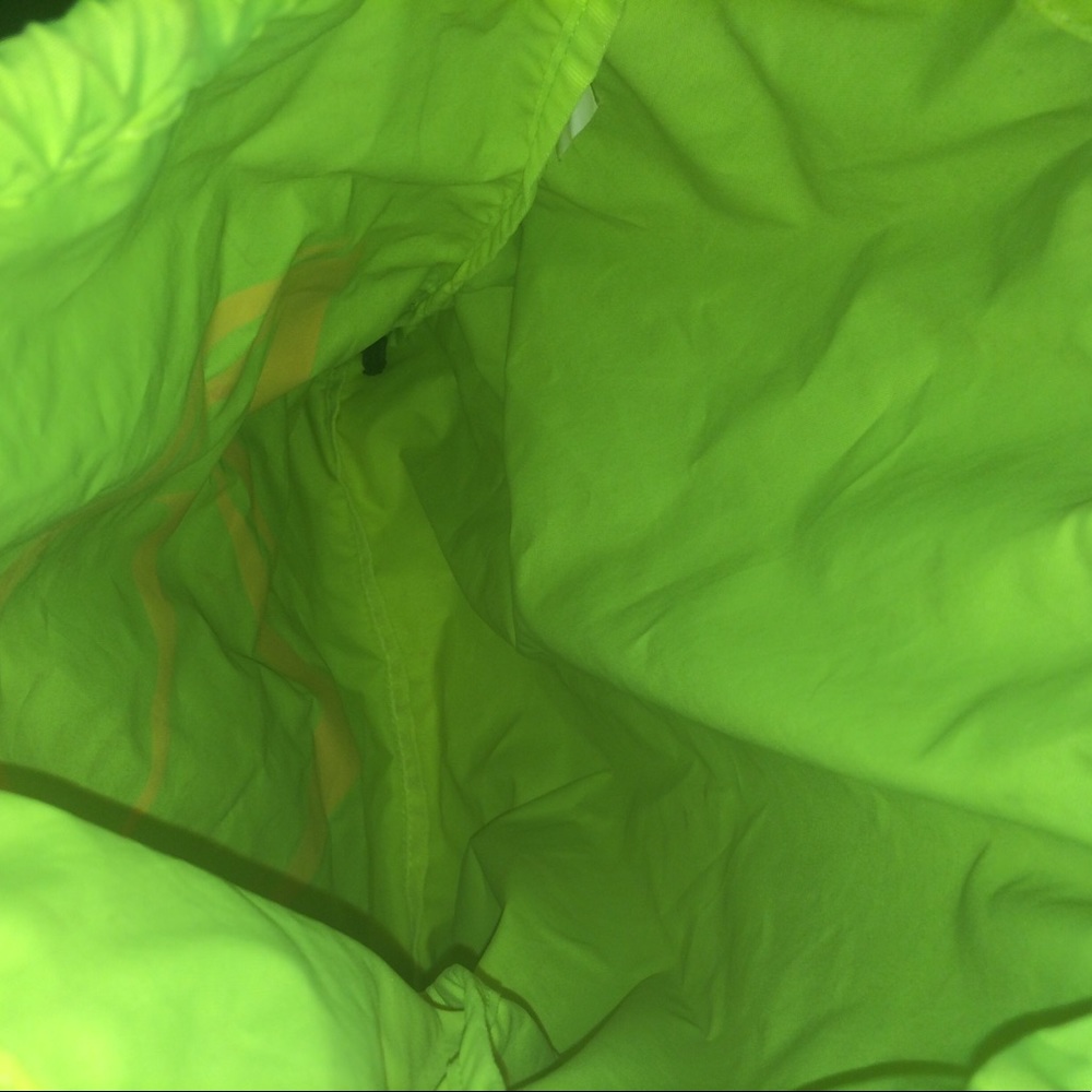 Drawstring bag - Picture 2 of 2