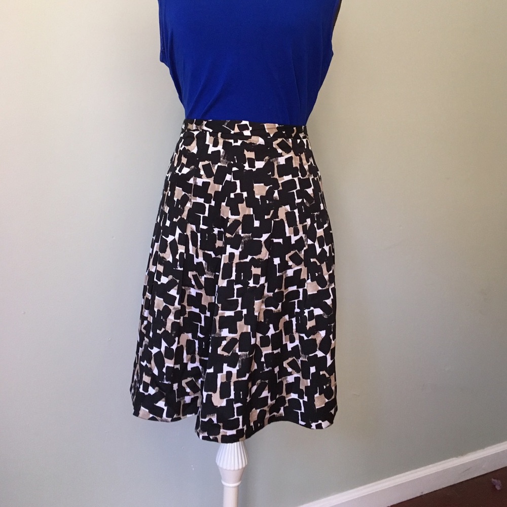 Modern skirt