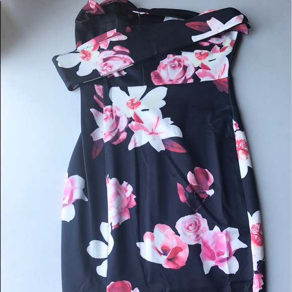 Sloping Shoulder  Floral Midi Dress - Picture 3 of 3