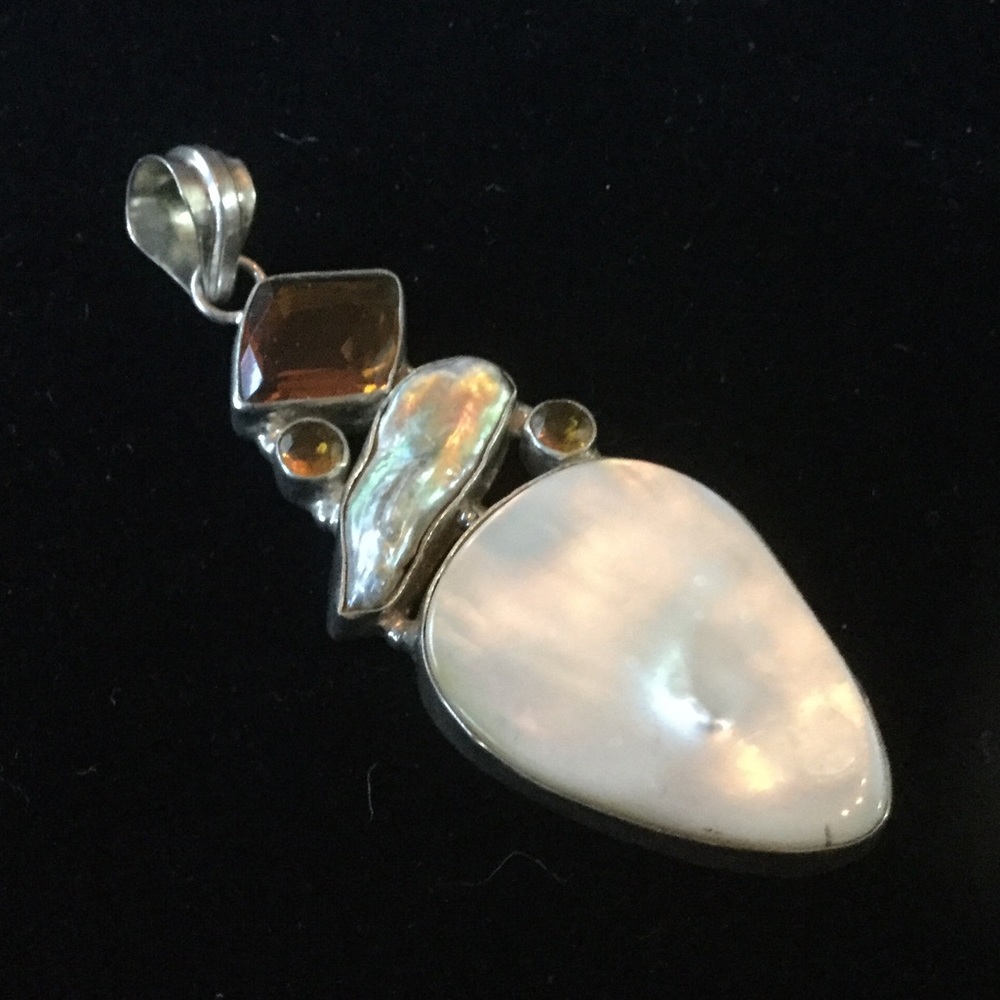 Natural Pearl & Citrine Pendant