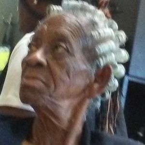 Meet your Posher, Deborah