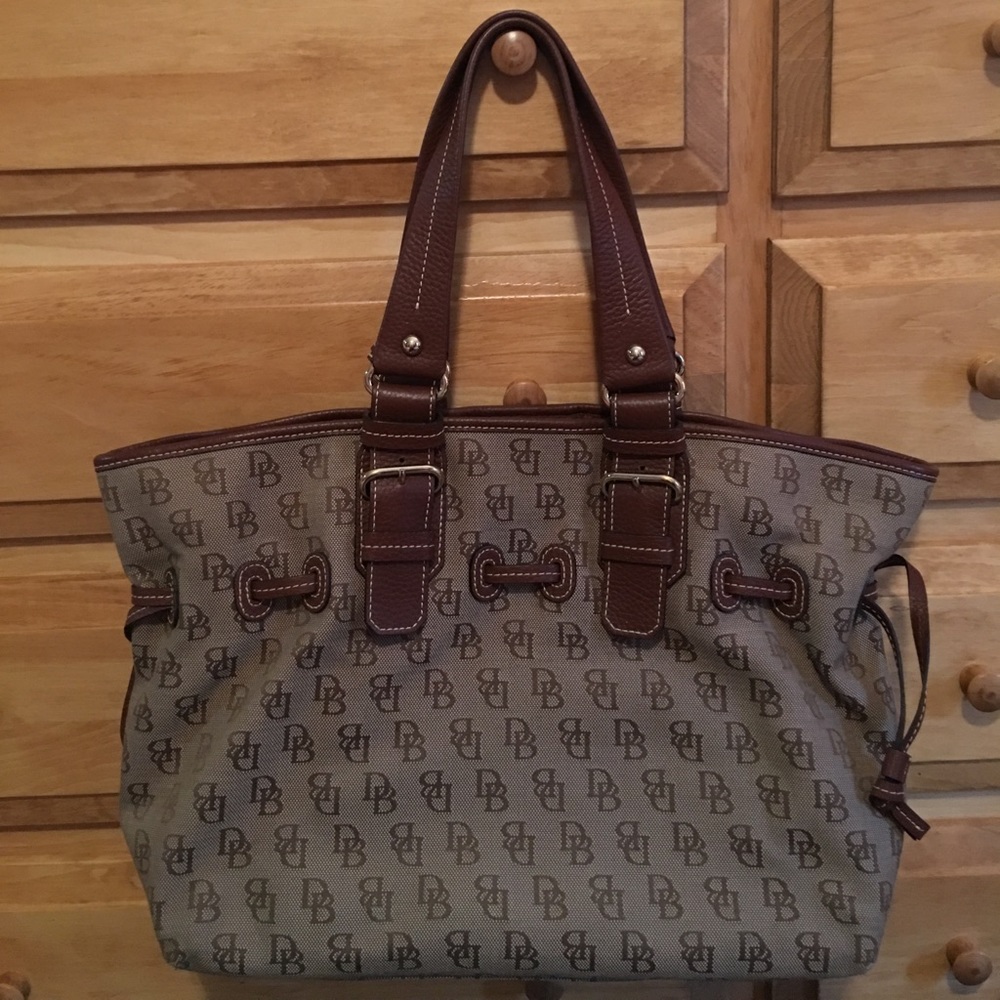 Dooney and Bourke handbag