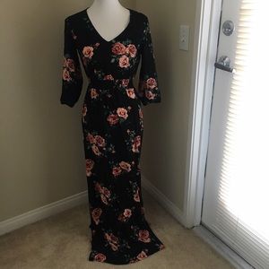 Floral Long-sleeve Maxi Dress with slit