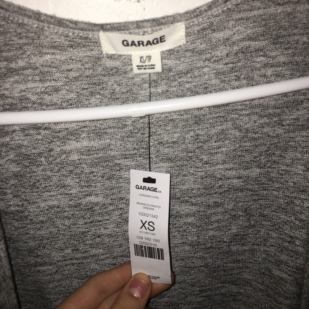 2Cardigans - Picture 2 of 6