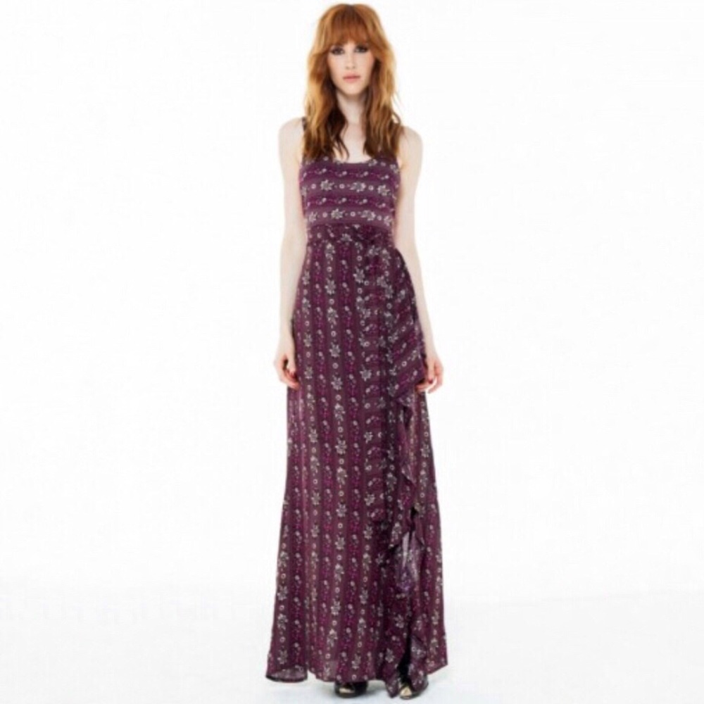 Novella Royale Dress - Medium