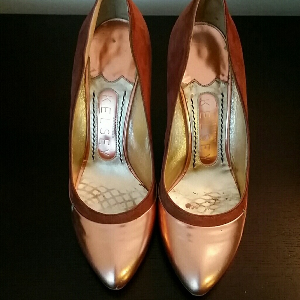 Jonathan Kelsey heels