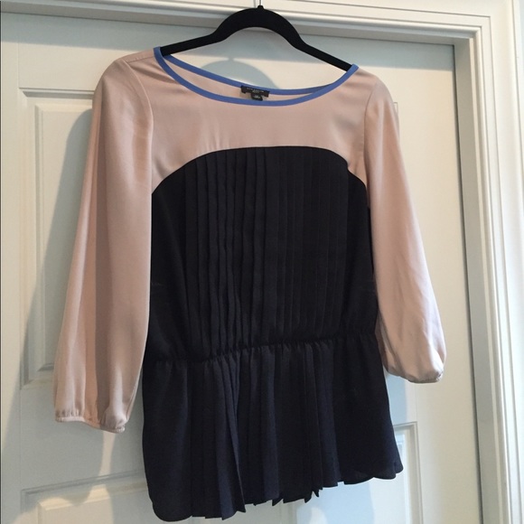 Pleated color block blouse - Picture 1 of 3