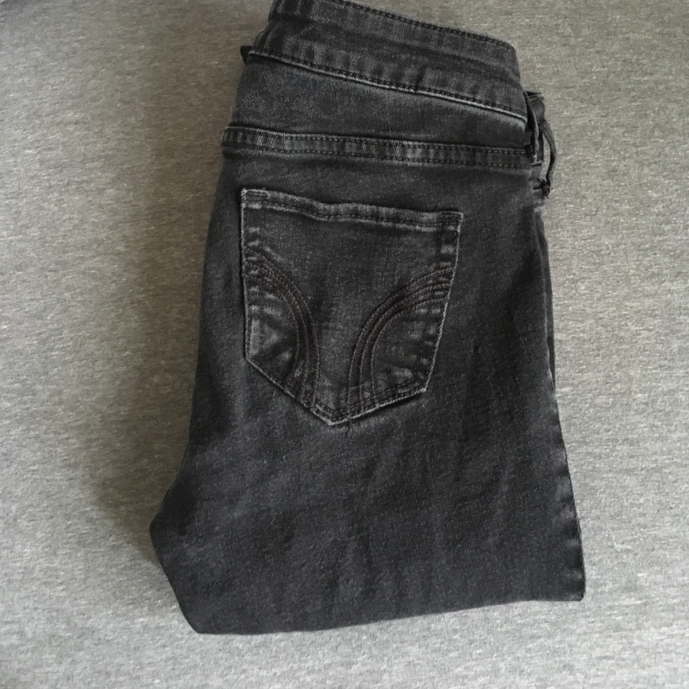 Black skinny jeans