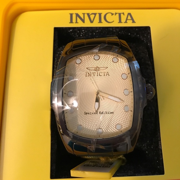 INVICTA watch