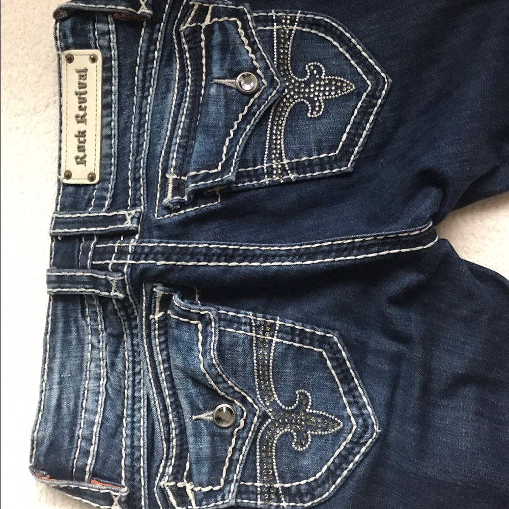 Rock revival straight jean