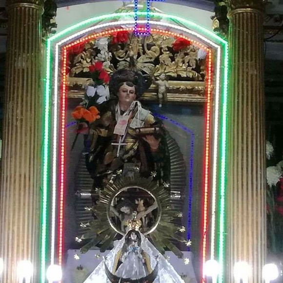 Meet your Posher, Lopez - Picture 1 of 1