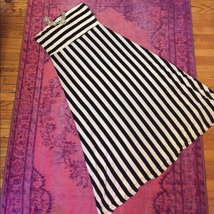 Black & White Striped Strapless Maxi Dress XXL