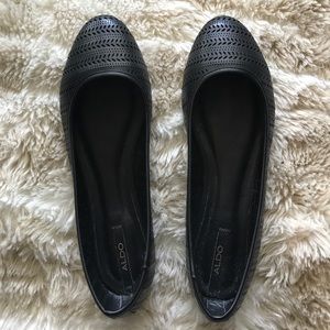 ALDO douthat black embroidered flats 8.5