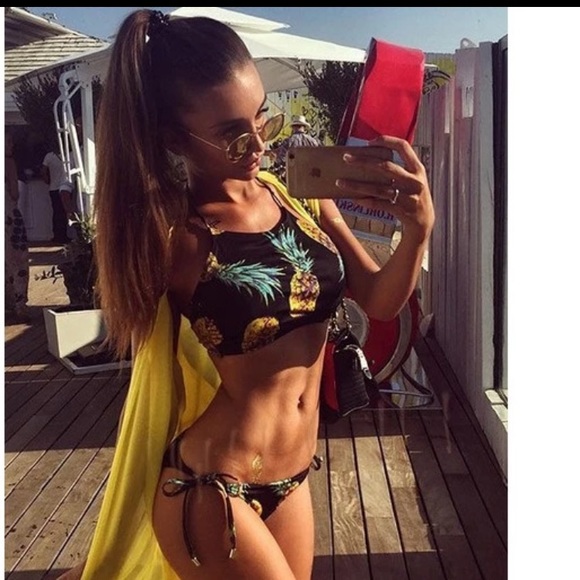 Bikini set 👙 - Picture 2 of 2