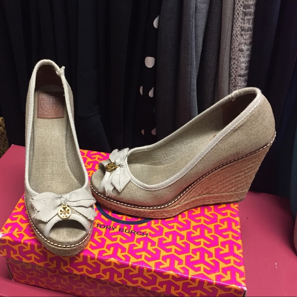 EUC Tory Burch Wedges