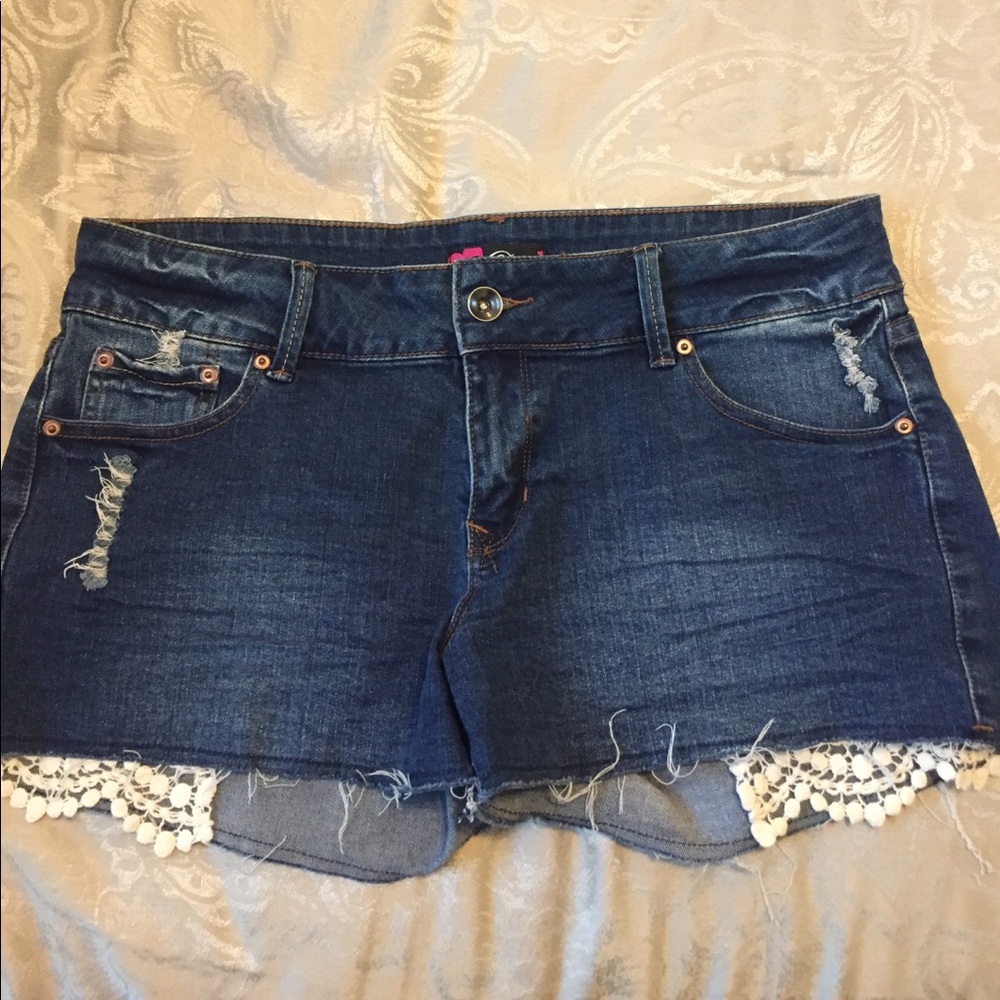 2B Bebe Shorts