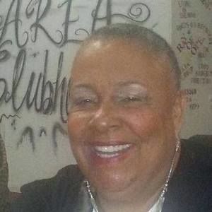 Meet your Posher, Phyllis