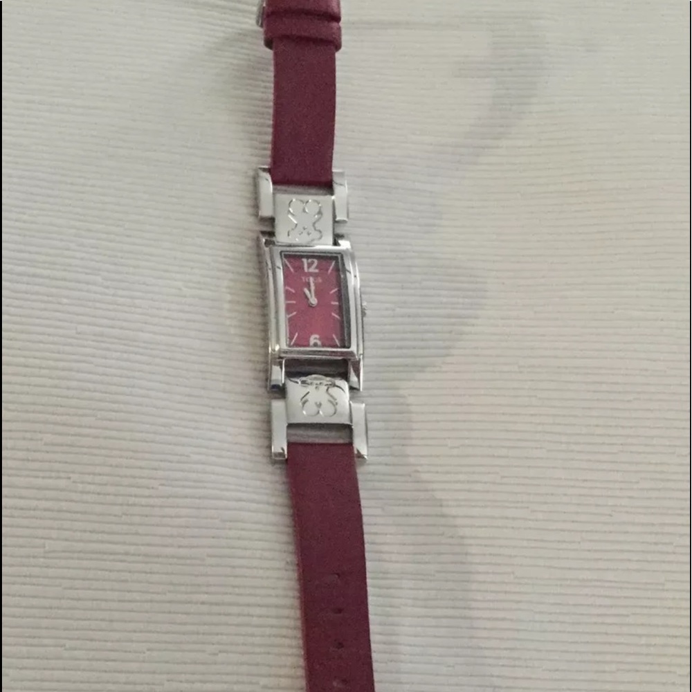💕✨AUTHENTIC TOUS RED LEATHER WATCH✨💕