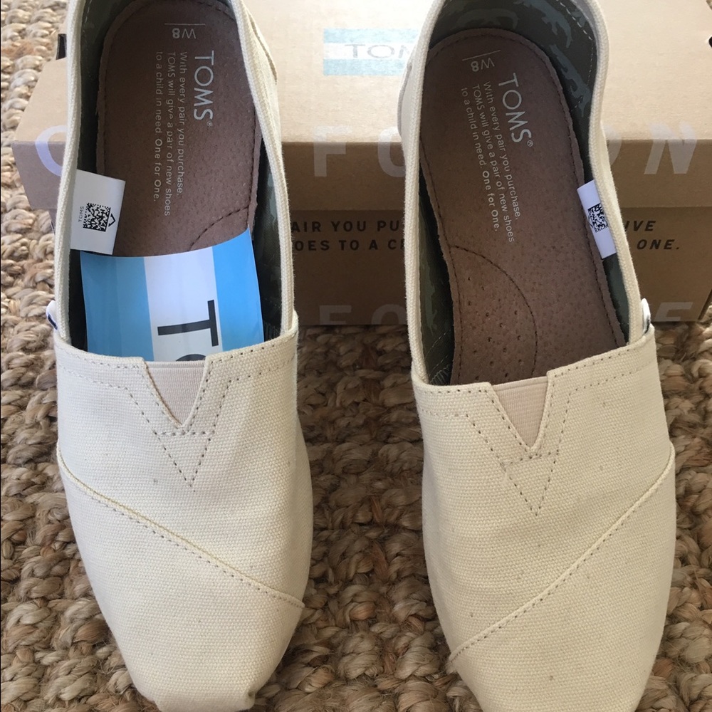 Toms Natural sz. 8 never worn