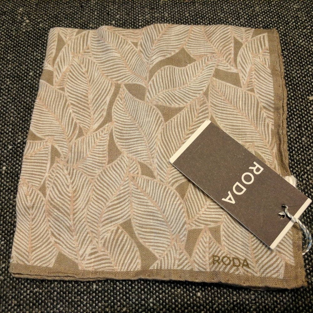 Luca Roda Linen Pocket Square