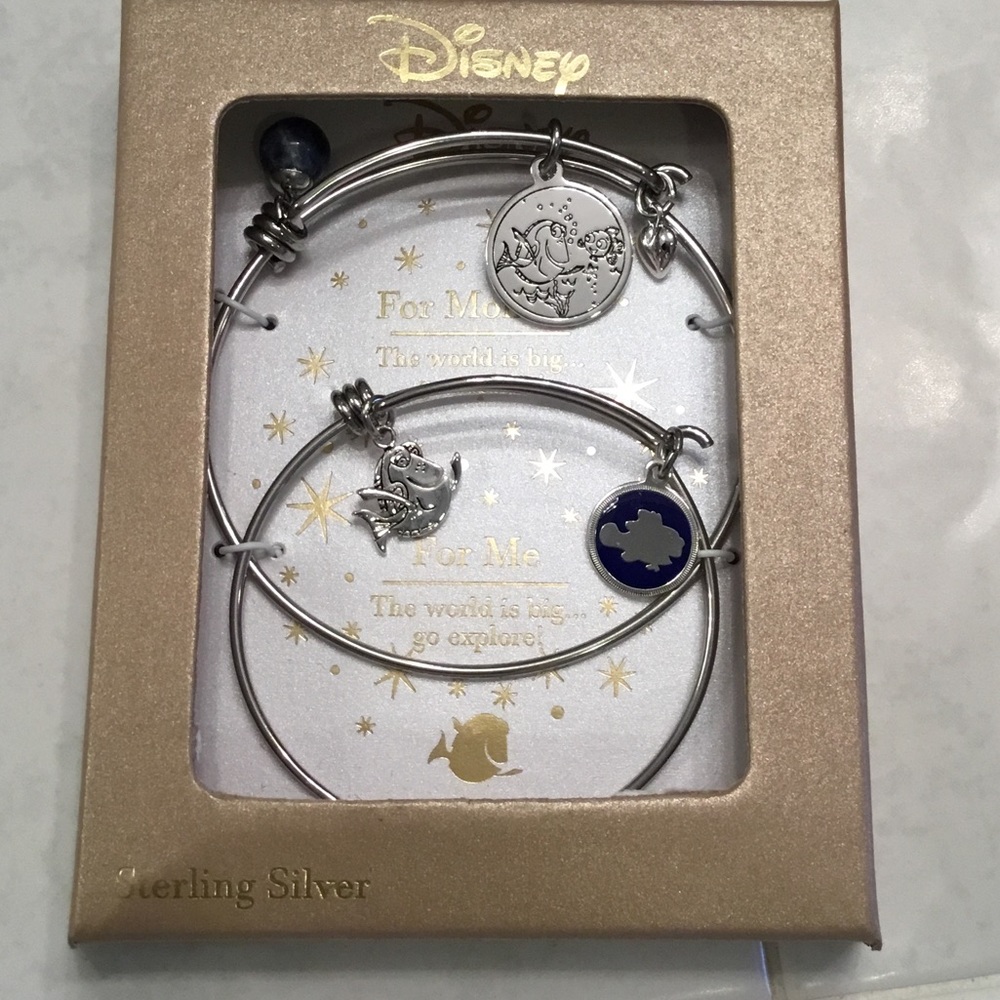 Mommy and Me Disney bracelets NIB - Picture 1 of 3