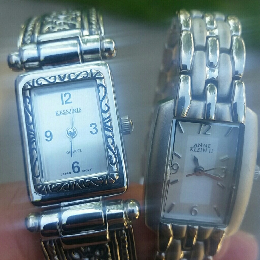2 watches
