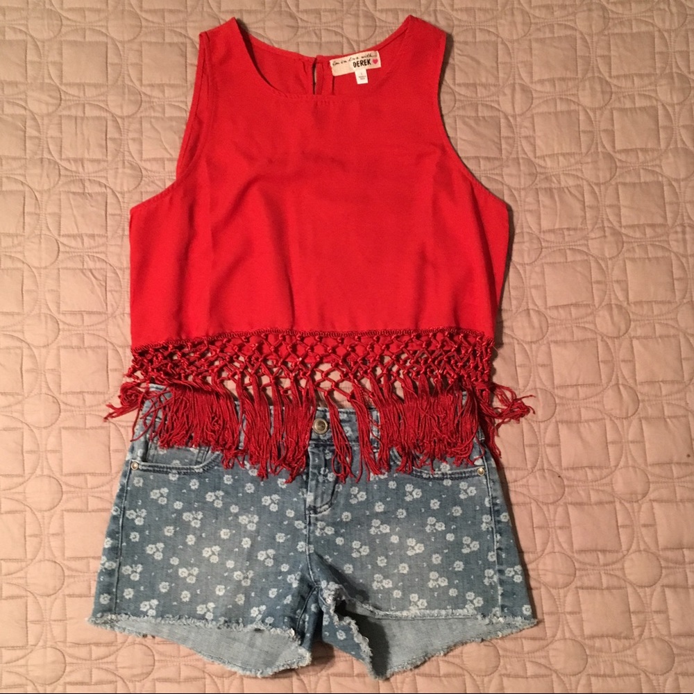 Crop top with fringe