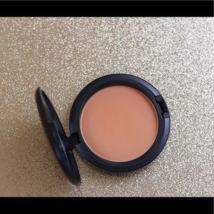 MAC Studio Careblend Powder - Dark Deep