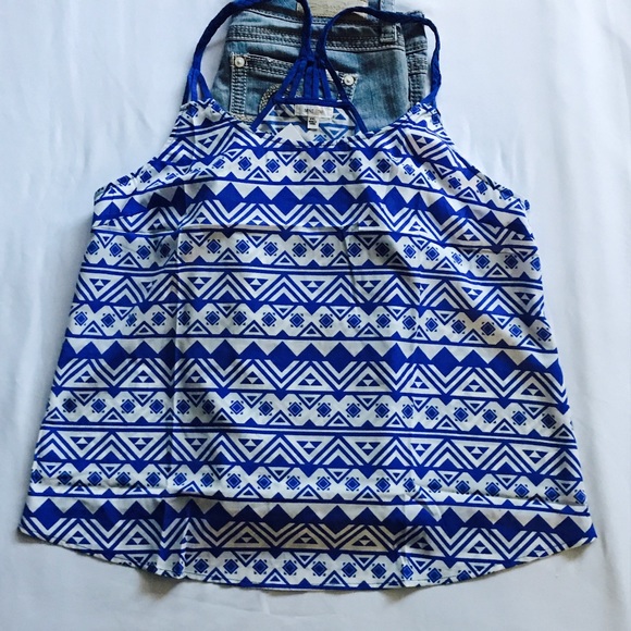 Aztec Print Top - Picture 2 of 4