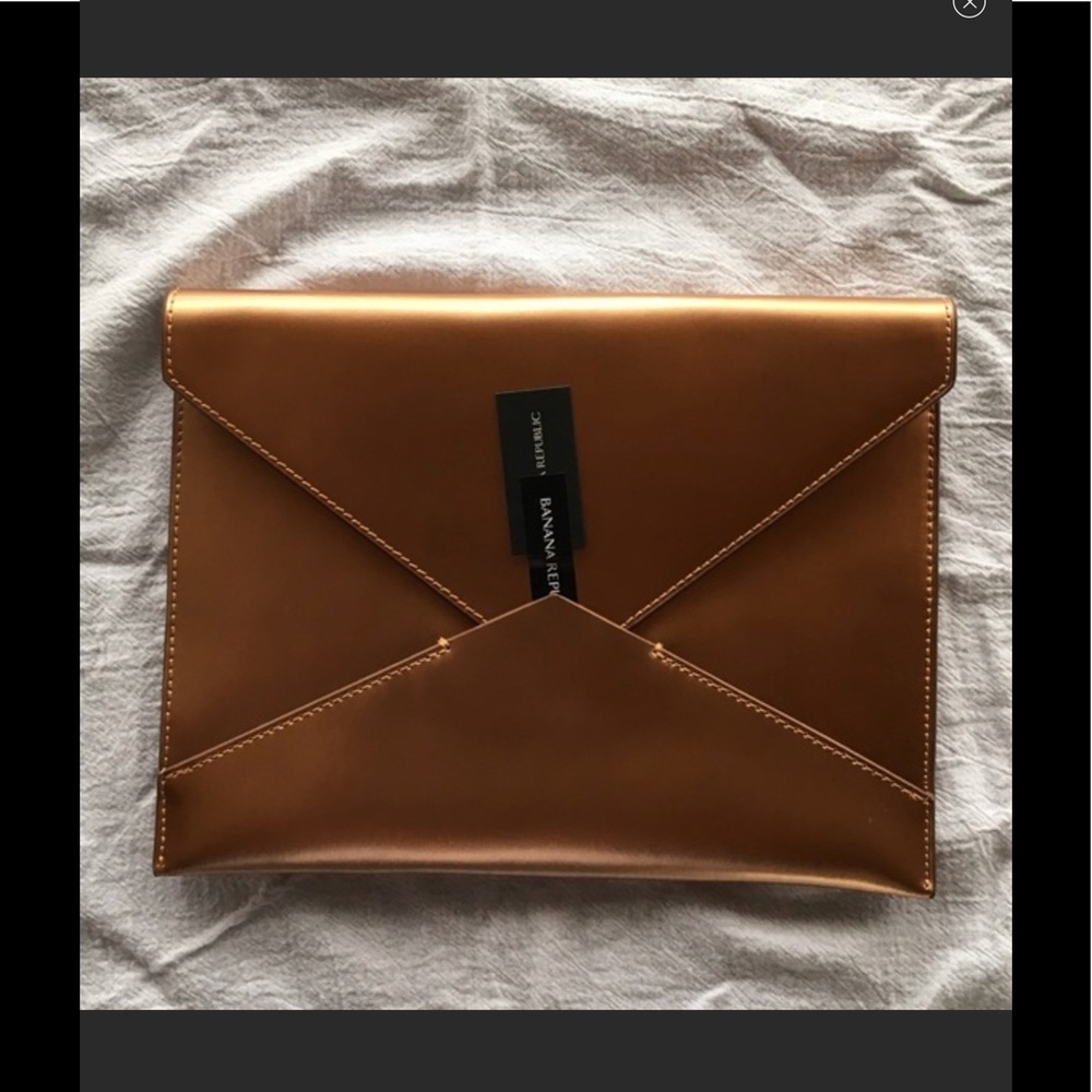 New Banana Republic Bronze Clutch - Picture 2 of 3
