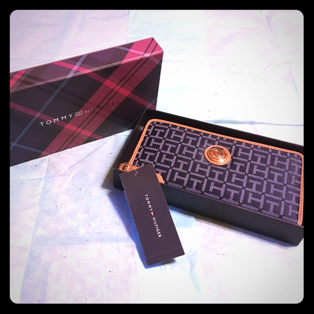 Tommy Hilfiger Wallet
