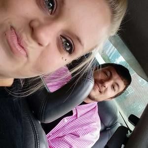 Meet your Posher, Connie