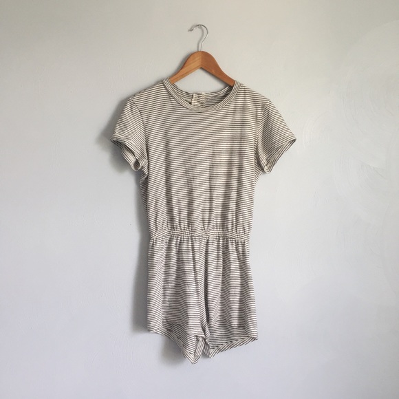 American Apparel Dresses & Skirts - American apparel t shirt romper