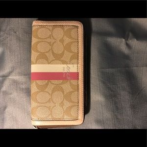 Coach wallet