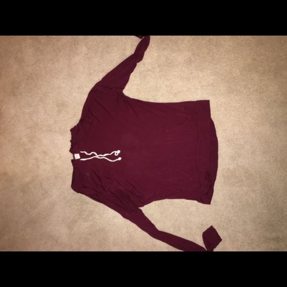 Shirt tops - Picture 2 of 4